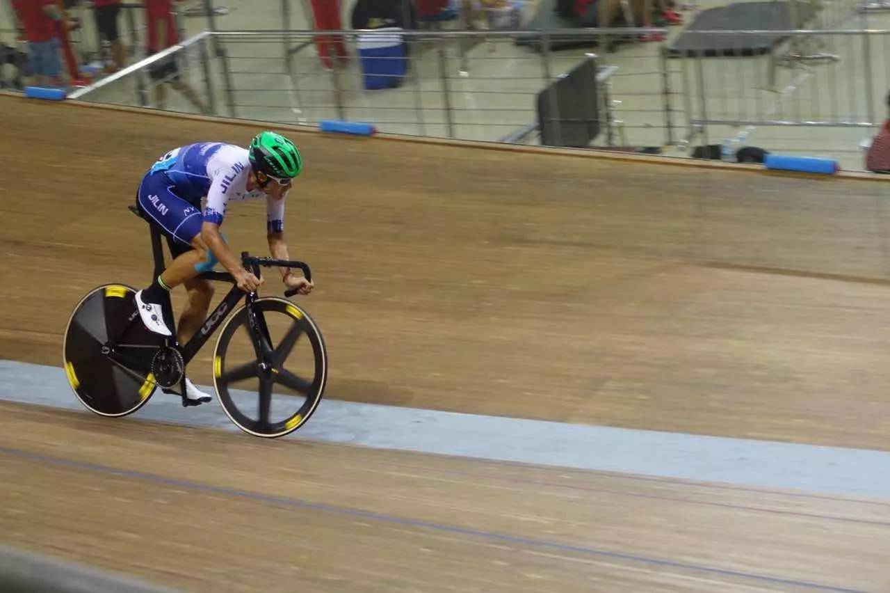 意大利击败对手斩获射击奖牌