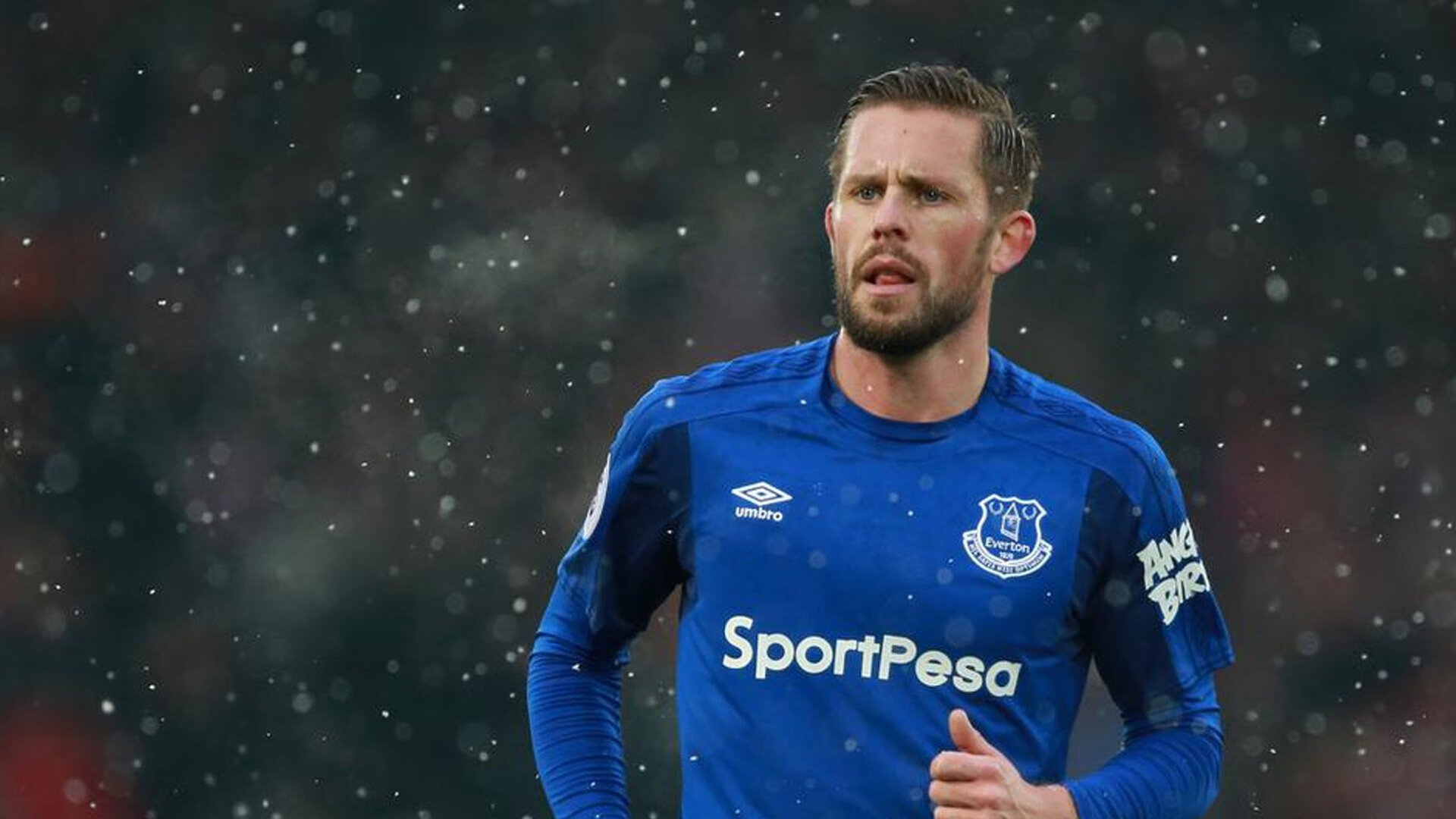 金玟哉成防线定海神针，克罗地亚风暴冲垮挪威巨人