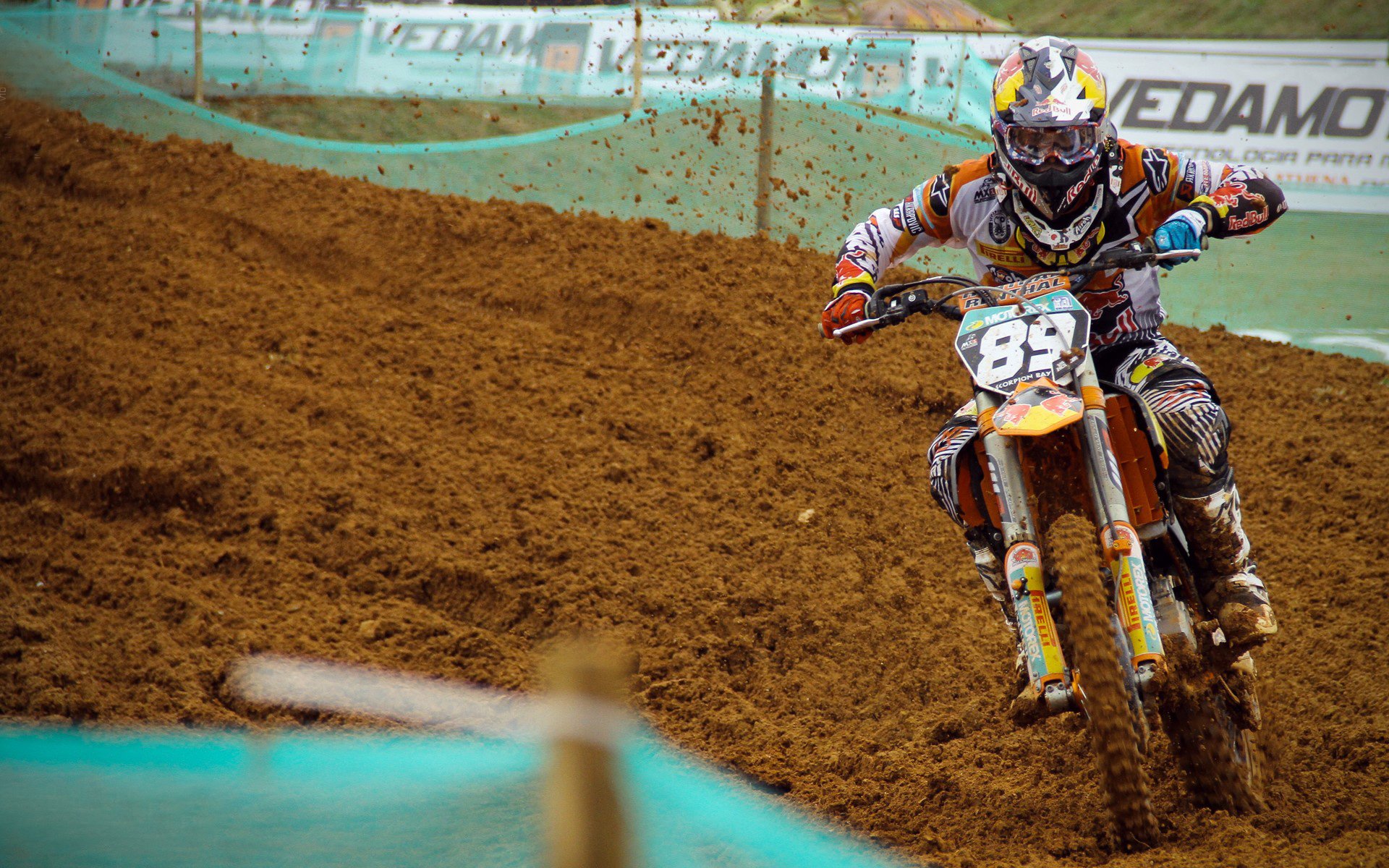 卢卡库引领节奏变革，威尔士新军如何斩落阿森纳式传统？